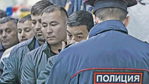 Контракт от депортации